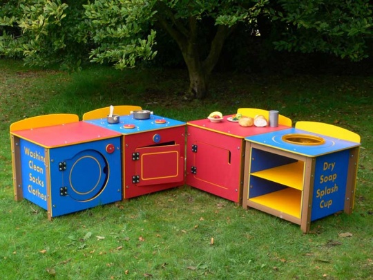 Kedel's Recycled Plastic Children's Outdoor Kitchen Units for Nursery Educatyion
